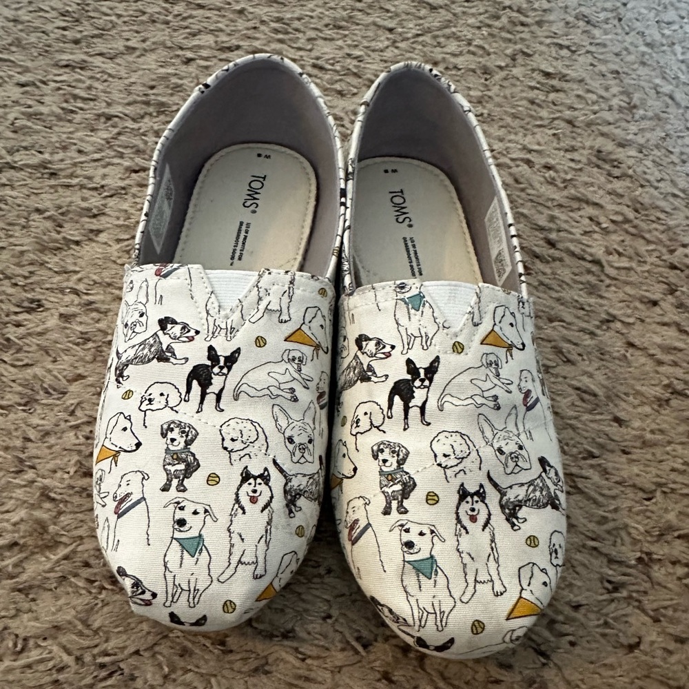 Toms dog print